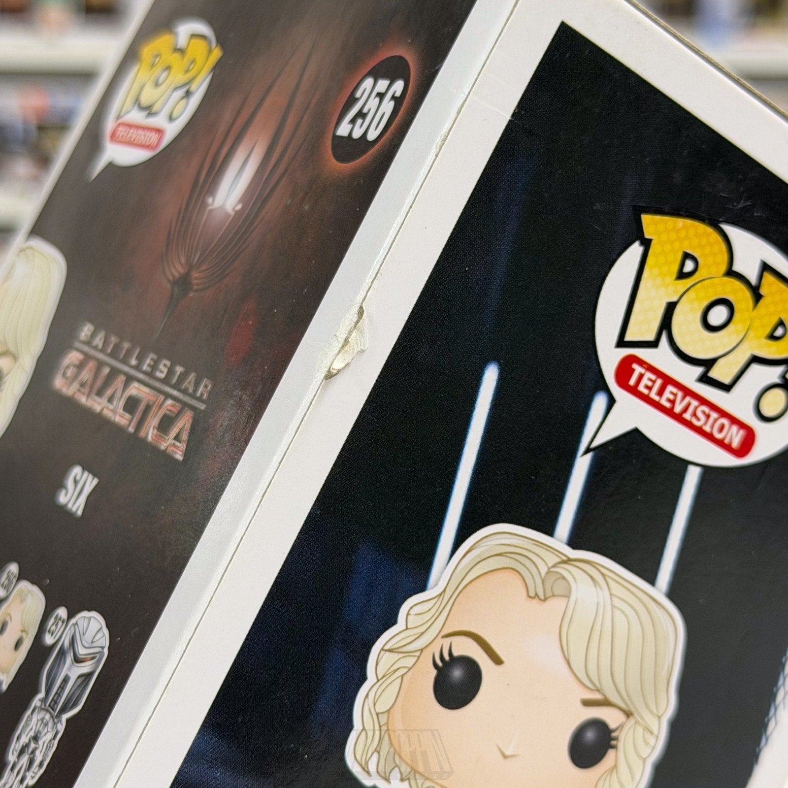 Funko Pop TV Battlestar Galactica Six 256 Cylon Android Red Dress Vinyl Figure