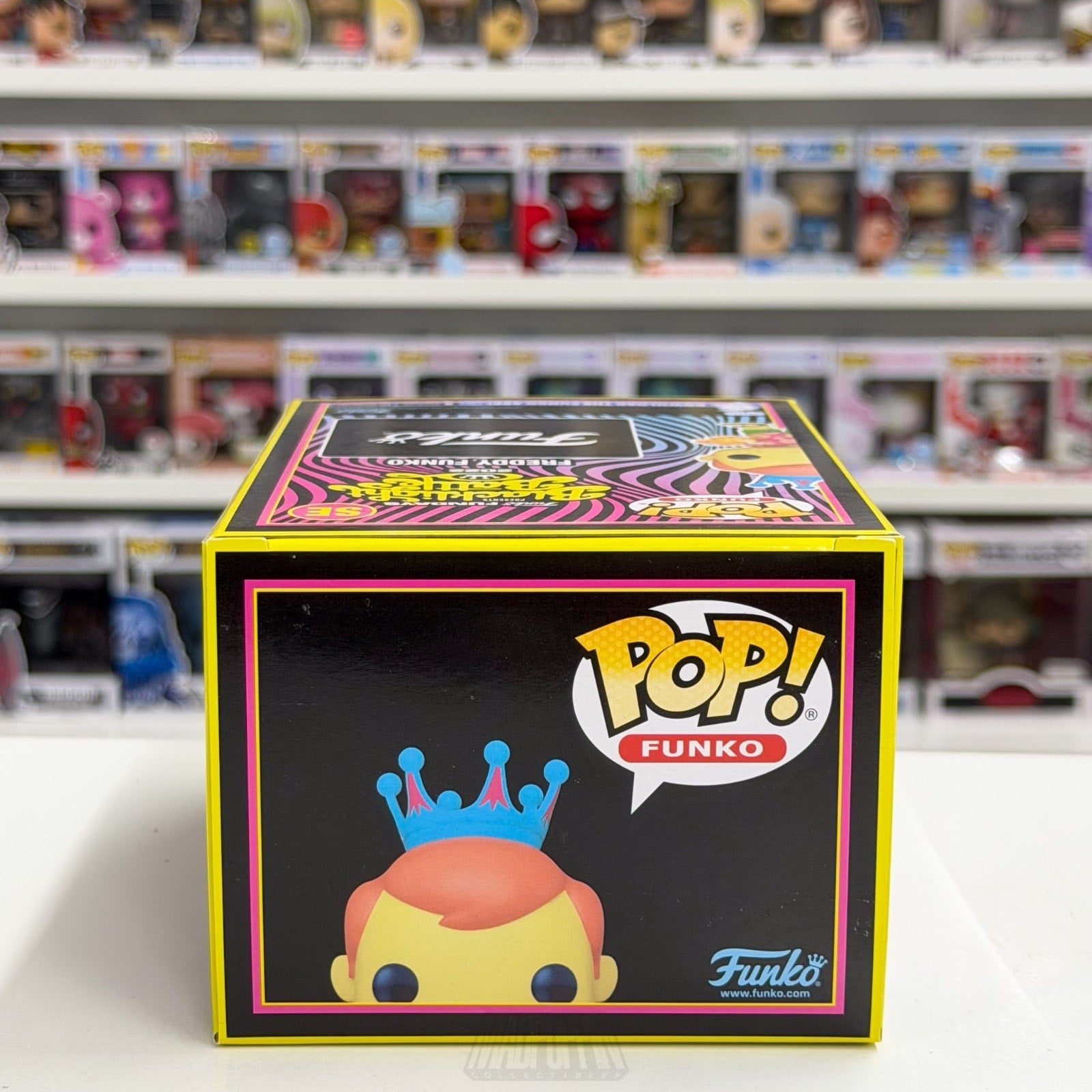 Funko Pop Fundays Blacklight Battle Freddy Summertime SE 500 PCS Vinyl Figure