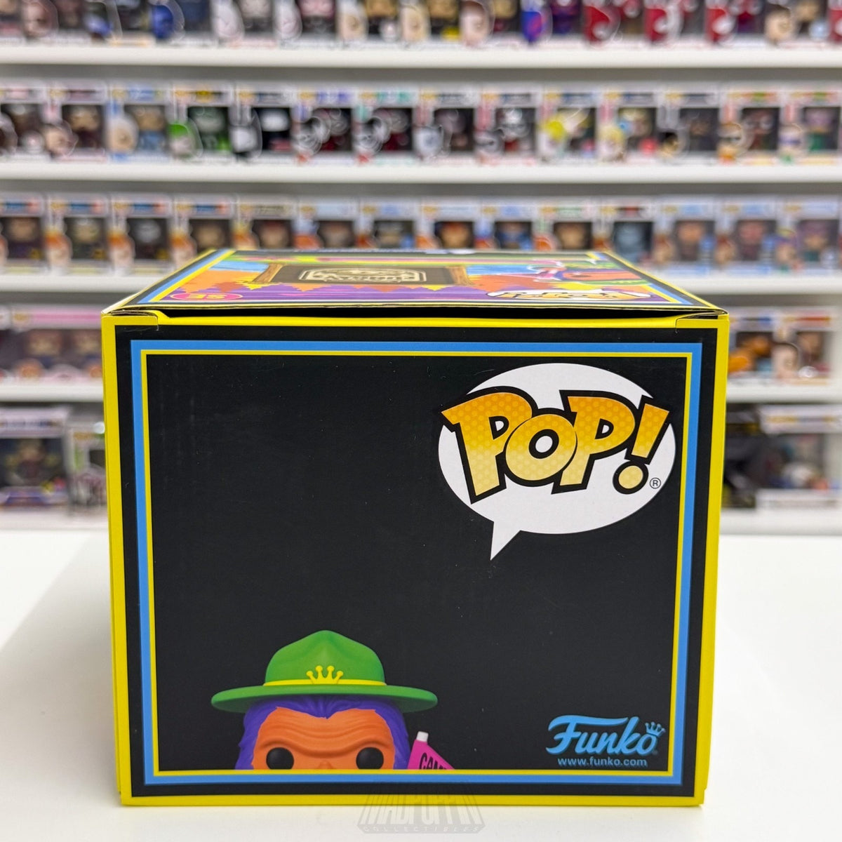 Funko Pop Camp Fundays Bigfoot Pink Flag Blacklight 850 Pcs SE 6" Vinyl Figure
