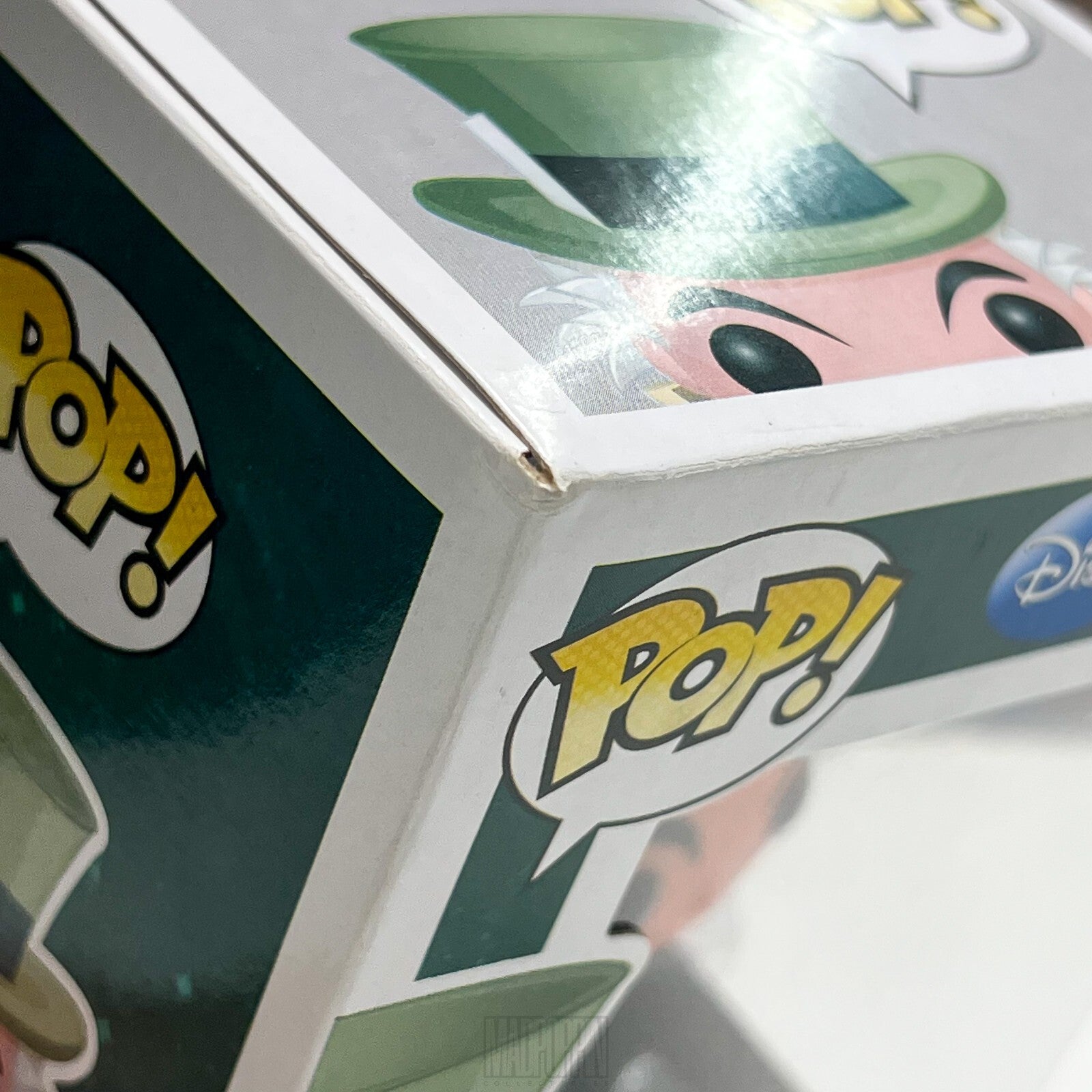 Funko Pop Disney Alice In Wonderland The Mad Hatter with Tea Cup Vaulted 36