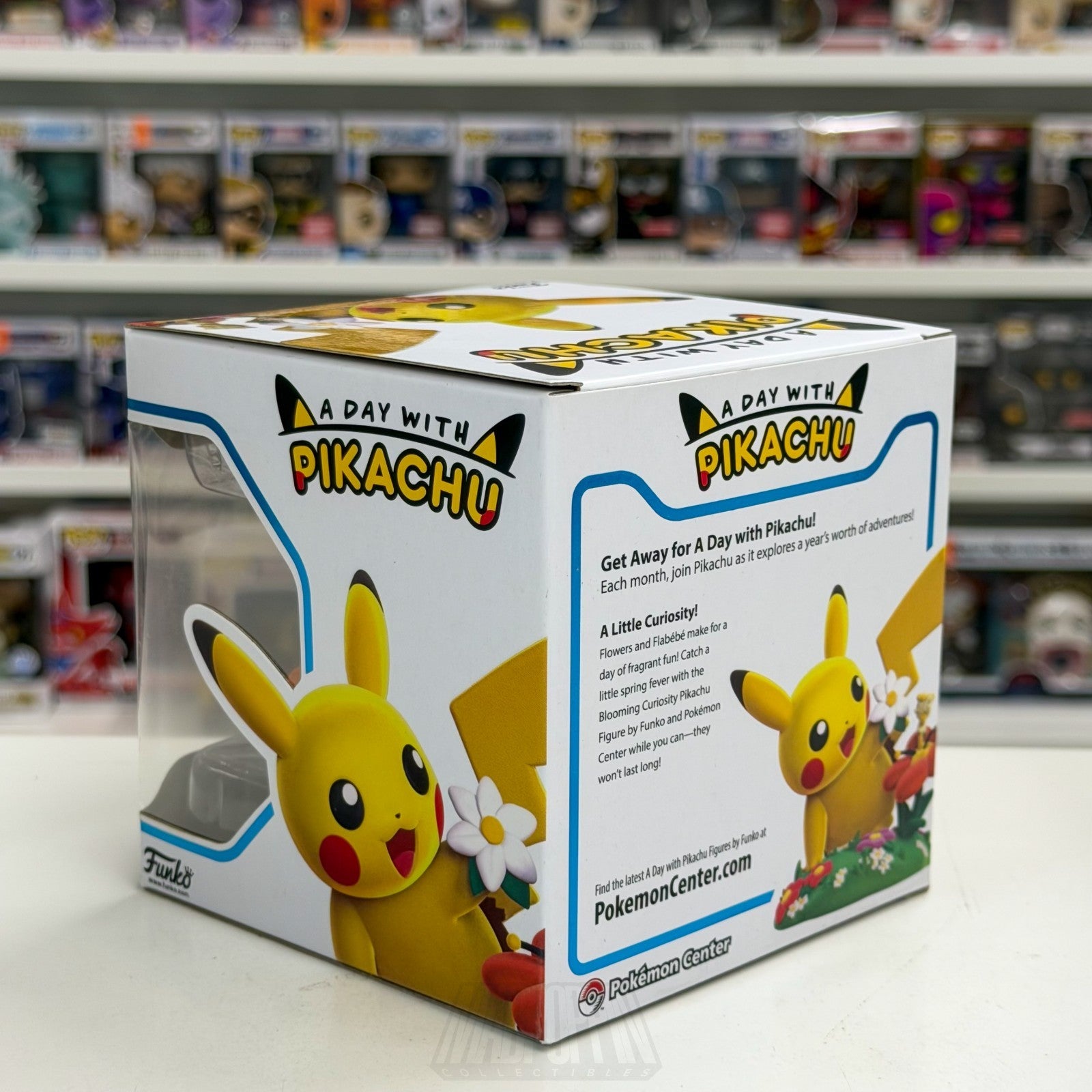 Funko A Day With Pikachu Blooming Curiosity Pokémon Center TCG Game Vinyl Figure2