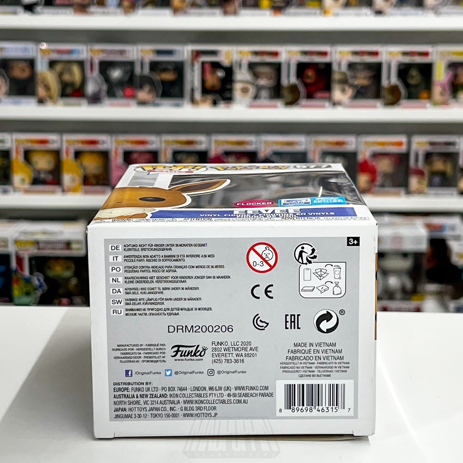 Funko Pop Games Pokemon Eevee Flocked WonderCon 577 Official Sticker TCG Figure7