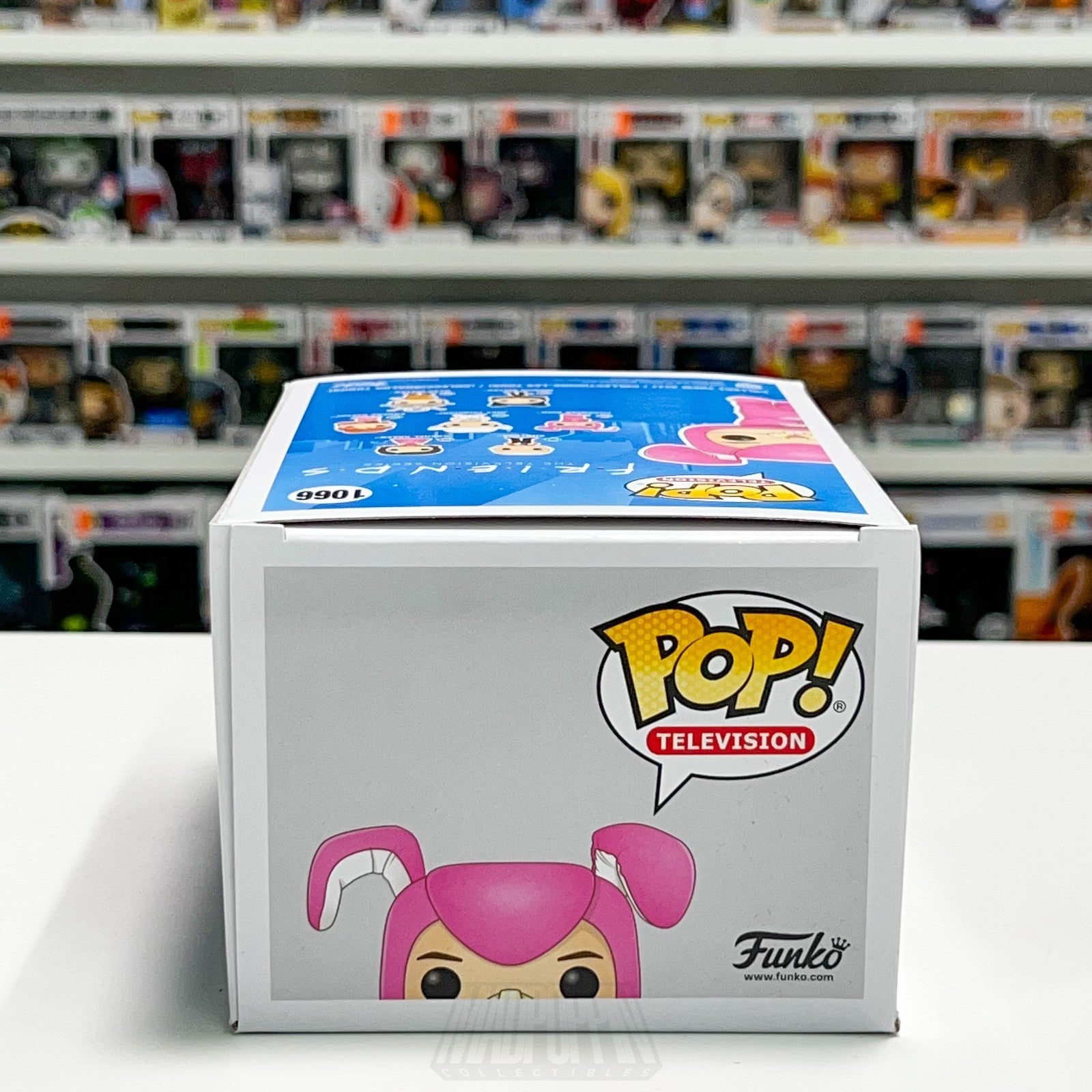 Funko Pop Television FRIENDS Chandler Bing 1066 Pink Bunny Suit Comedy Show 90s6
