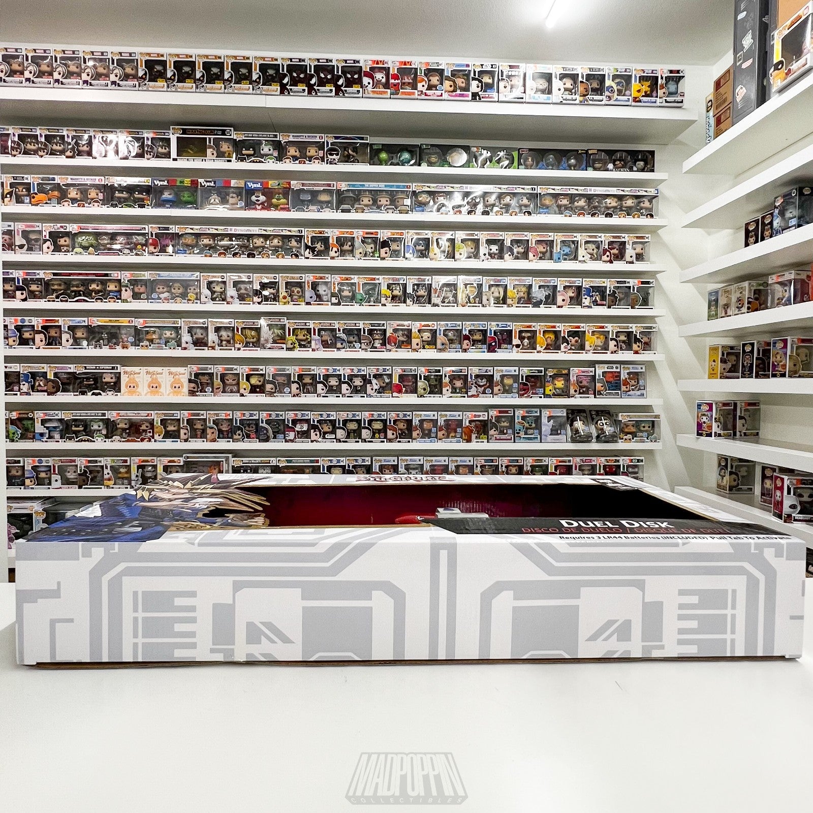 YuGiOh Duel Disk Konami UCC Distributing Kaiba Corporation Yami Seto Yu-Gi-Oh!