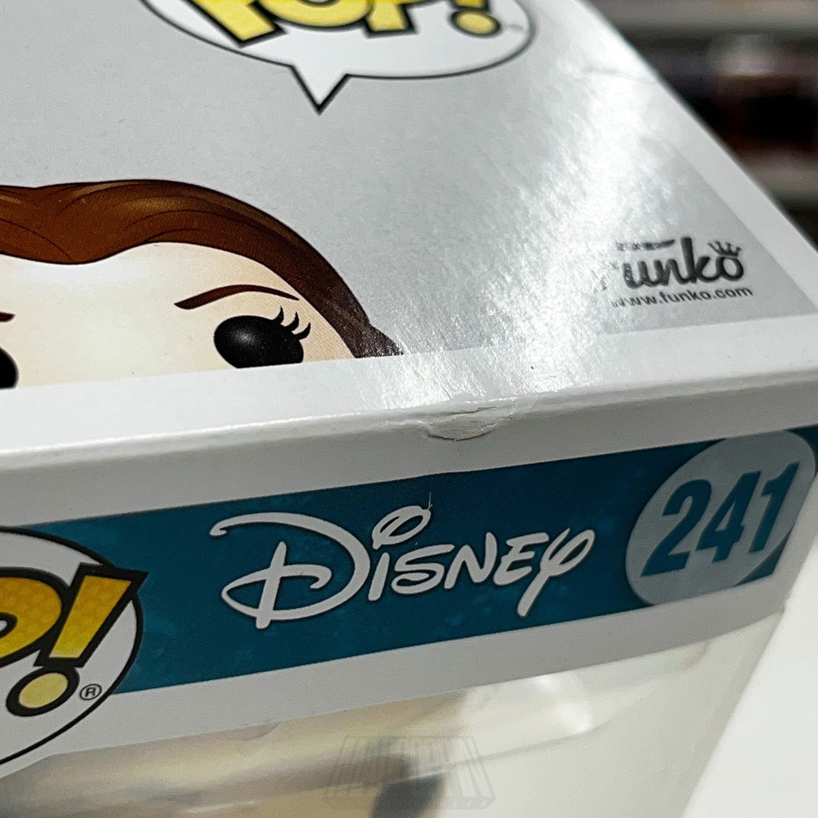 Funko Pop Disney Beauty & The Beast Belle Diamond Glitter Hot Topic 241 Figure8