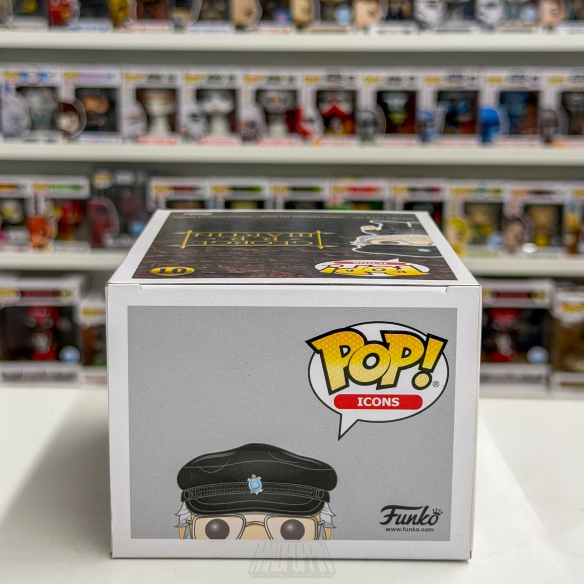 Funko Pop George R. R. Martin Barnes Noble 01 Game of Thrones Author Toy Figure