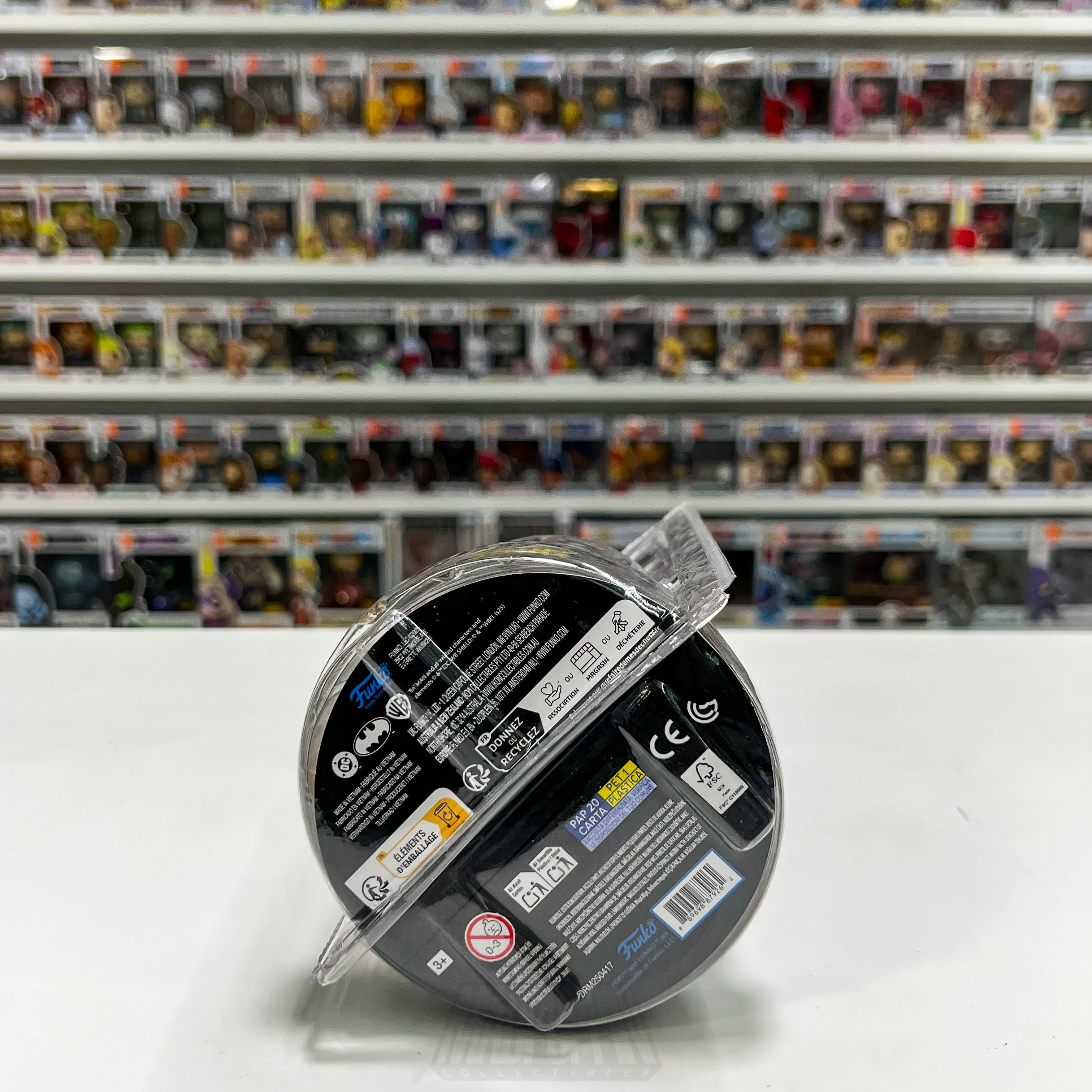 Funko Pop DC Heroes Robin Clamshell SDCC 2025 Exclusive LE 2010 Pcs Boy Wonder - Madpoppin