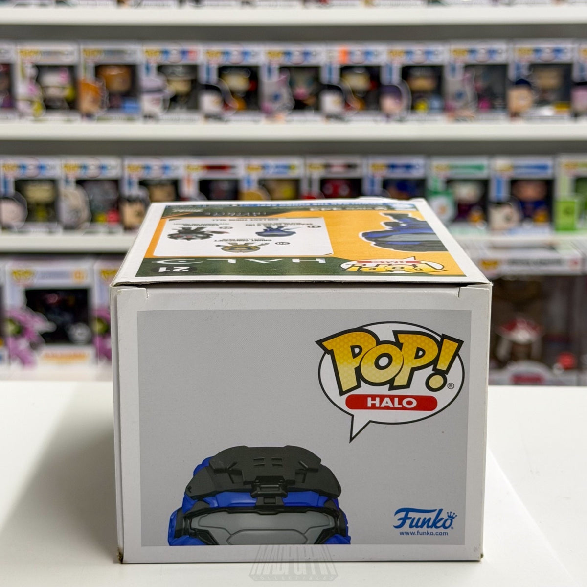 Funko Pop Games Halo Spartan Mark V B w/Energy Sword Chase 21 Toy Vinyl Figure