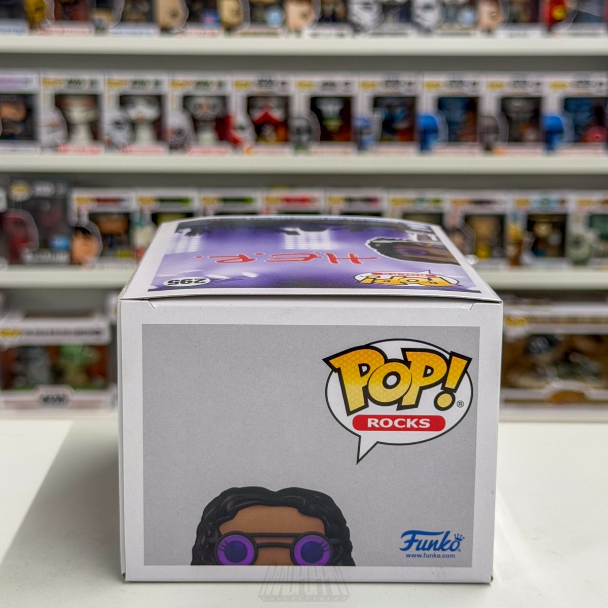 Funko Pop Rocks H.E.R w/Guitar 295 R&B Soul Singer-Songwriter Toy Vinyl Figure