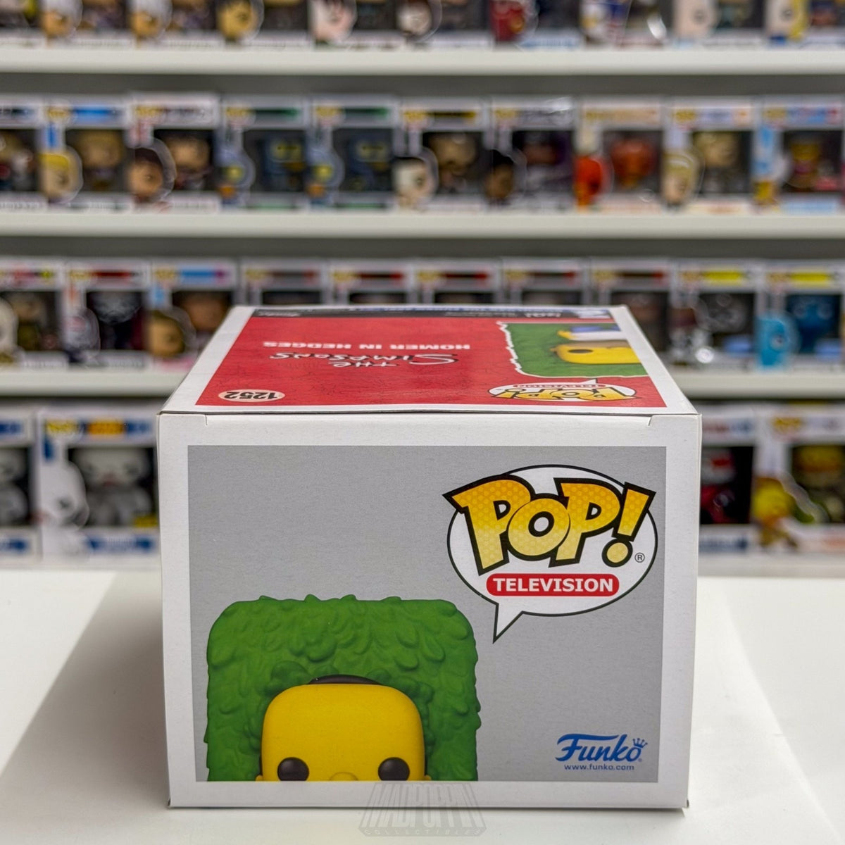 Funko Pop TV The Simpsons Homer in Hedges Entertainment Earth 1252 Vinyl Figure
