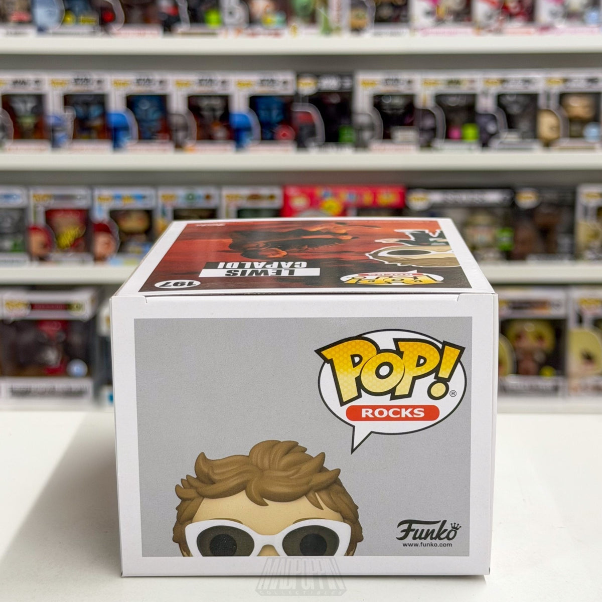 Funko Pop Rocks Lewis Capaldi w/Rose 197 Music Scottish Singer Toy Vinyl Figure