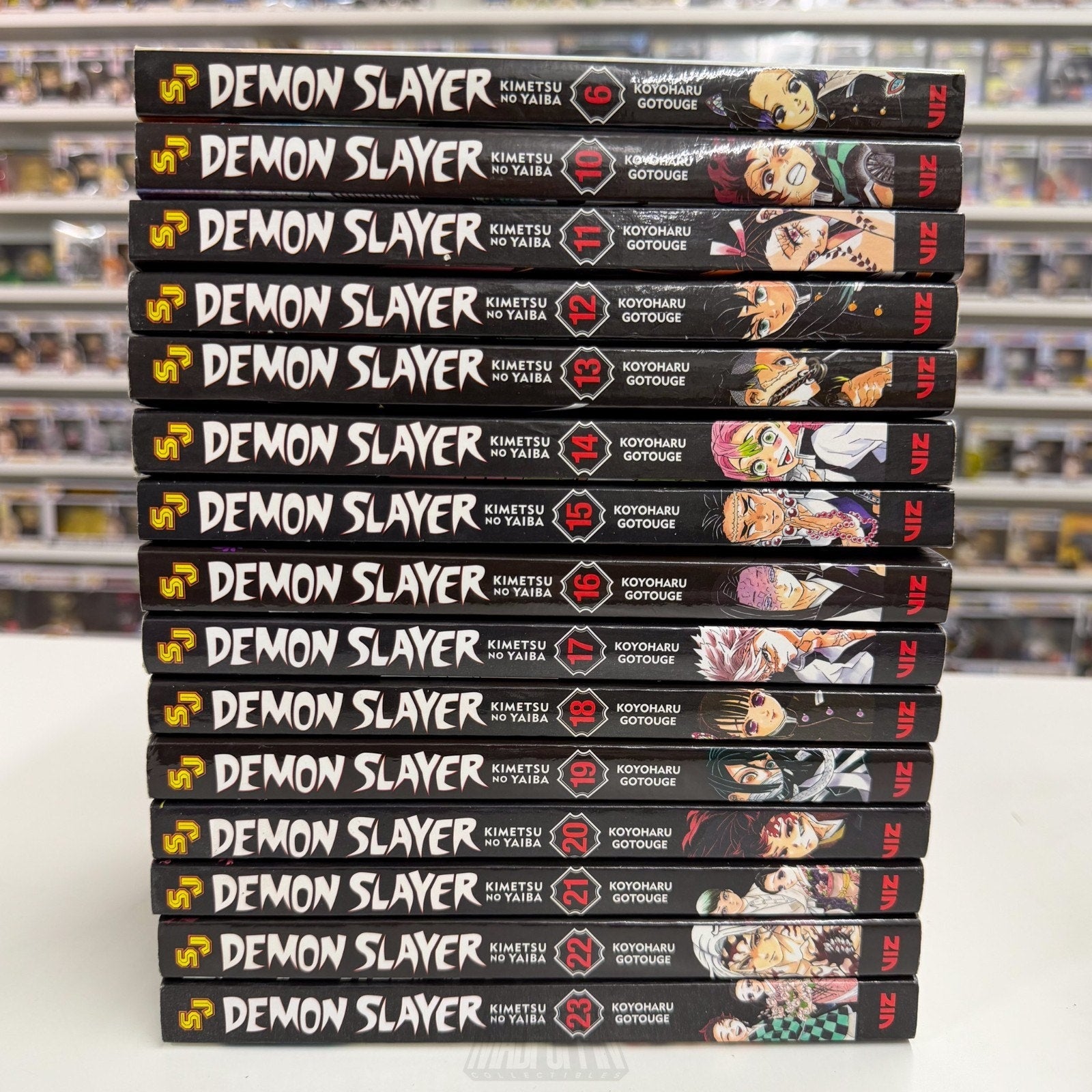 Demon Slayer Kimetsu no Yaiba Manga Lot English Viz Media Volumes Books Comics