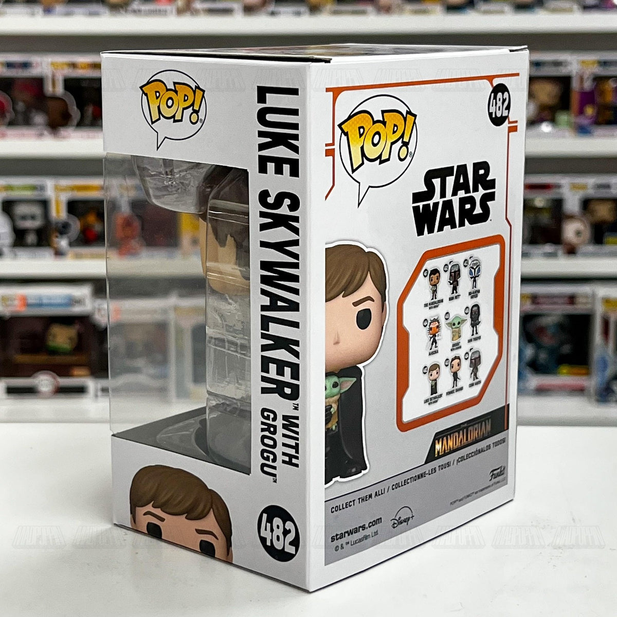 Funko Pop! Star Wars 482 Luke Skywalker with Grogu Mandalorian Figure Bobblehead