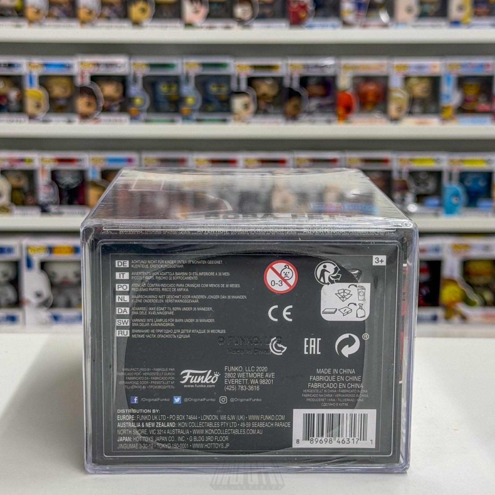 Funko Pop Star Wars Boba Fett Futura Red WonderCon Official Sticker 297 Figure