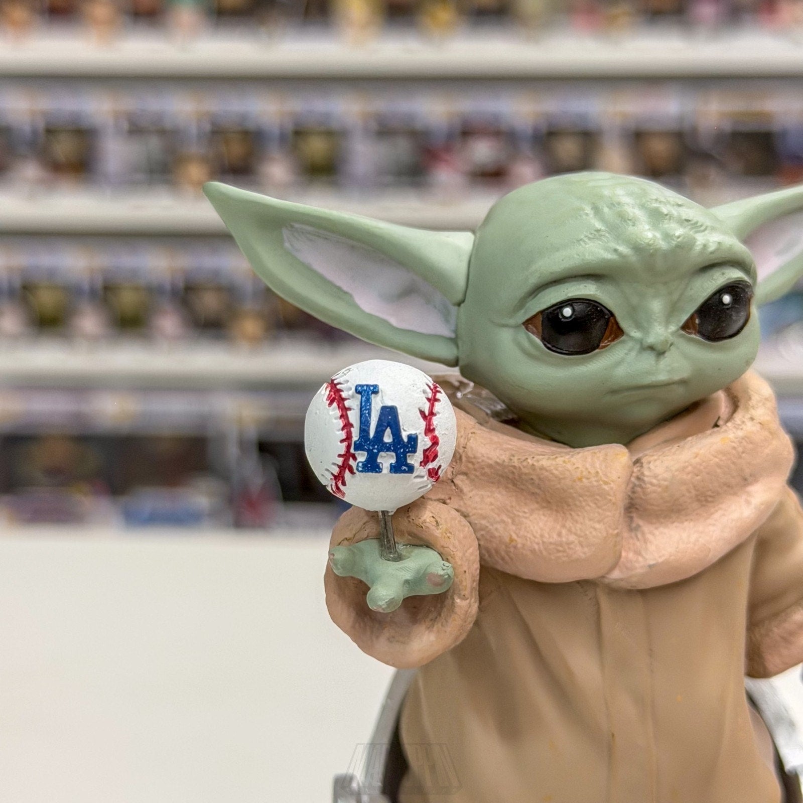 Los Angeles Dodgers Star Wars Grogu Bobblehead Exclusive Giveaway Baby Yoda Toy