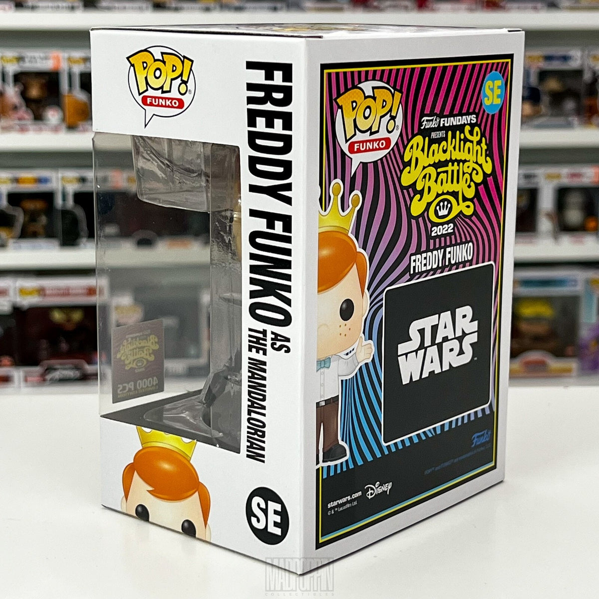 Funko Pop Fundays Blacklight Battle Freddy as Mandalorian Limited 4000 Pcs SE