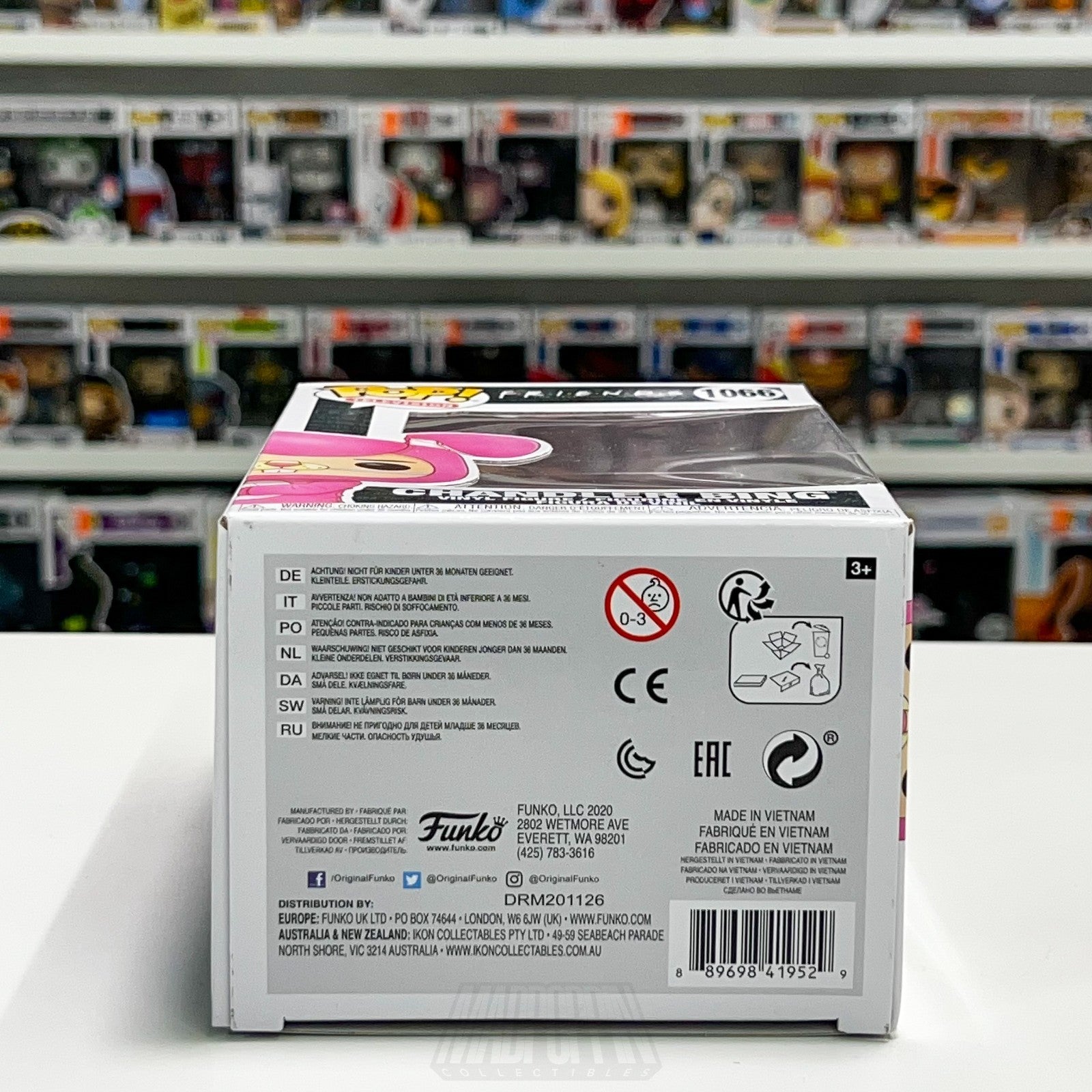 Funko Pop Television FRIENDS Chandler Bing 1066 Pink Bunny Suit Comedy Show 90s7