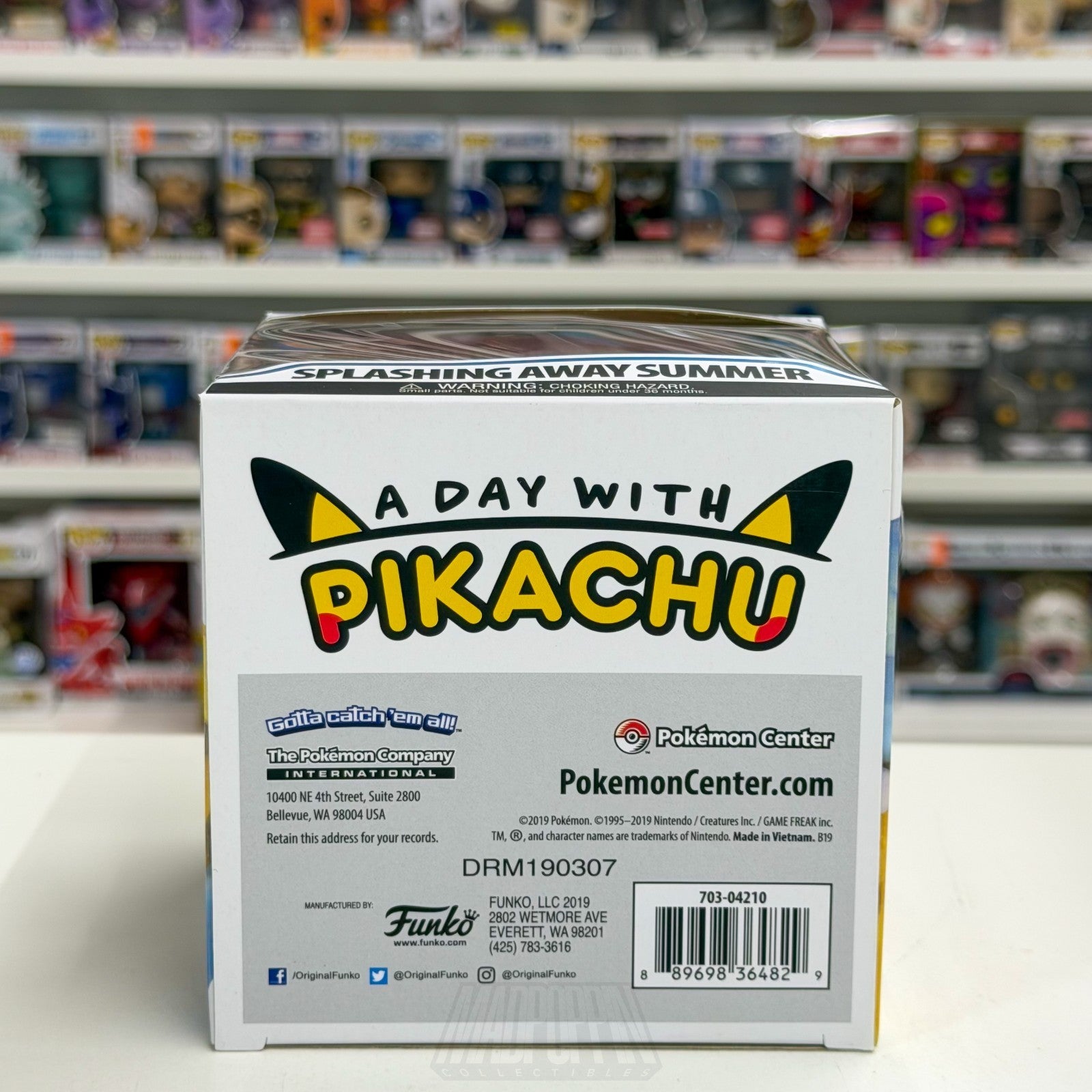 Funko A Day With Pikachu Splashing Away Summer Pokémon Center TCG Vinyl Figure7