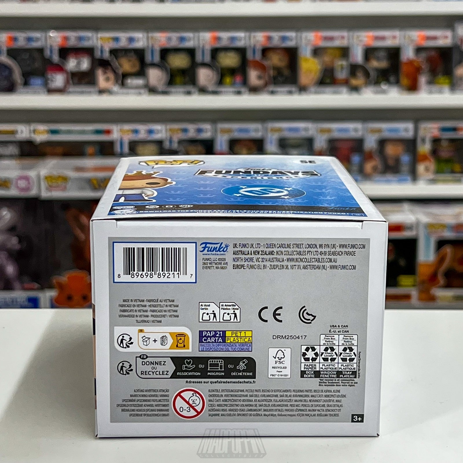 Funko Pop Fundays Freddy as Sinestro Corps Yellow DC Show Edition 500 PCS