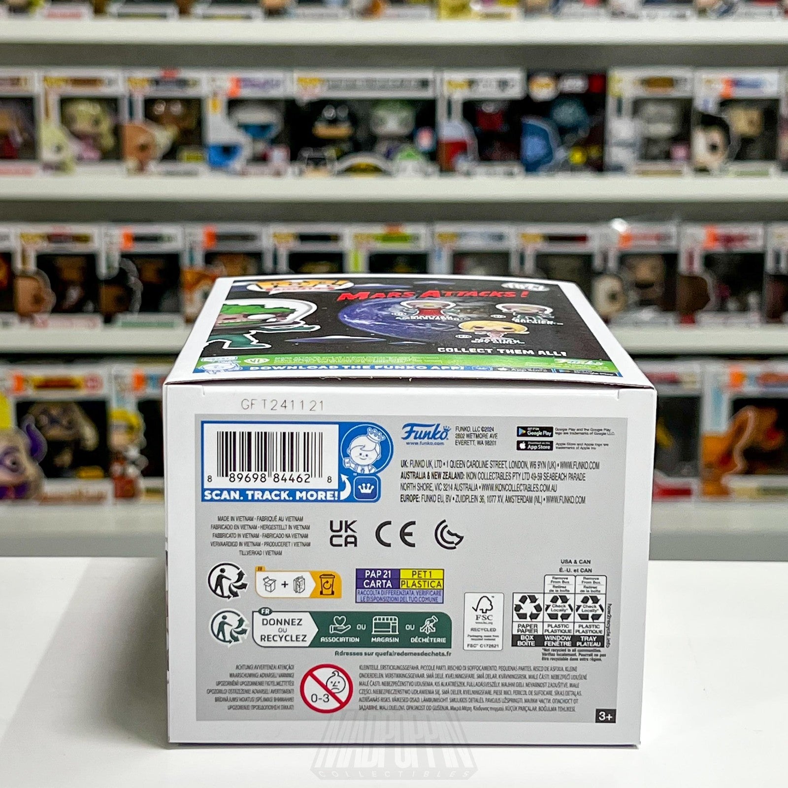 Funko Pop Mars Attacks Martian Soldier 1877 Glow Chase Specialty Exclusive Movie