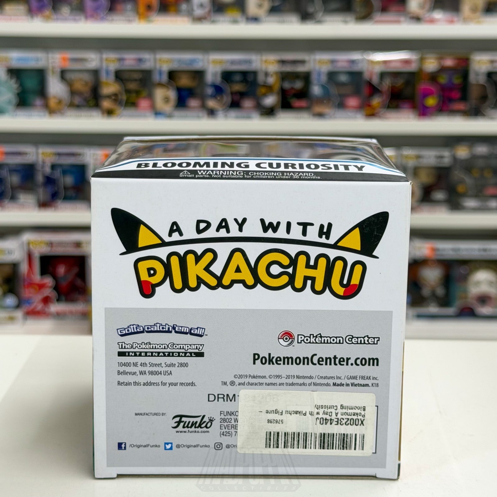 Funko A Day With Pikachu Blooming Curiosity Pokémon Center TCG Game Vinyl Figure7