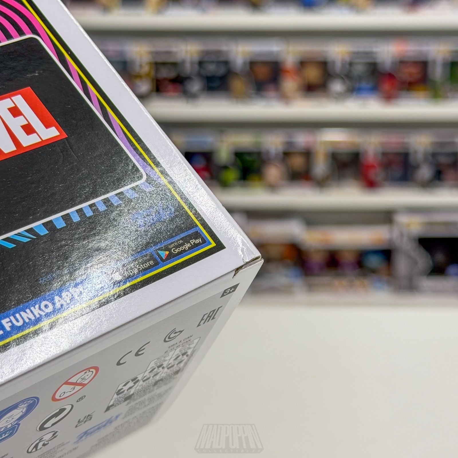 Funko Pop Fundays Blacklight Battle Freddy as Loki Metallic LE 500 PCS SE Marvel10