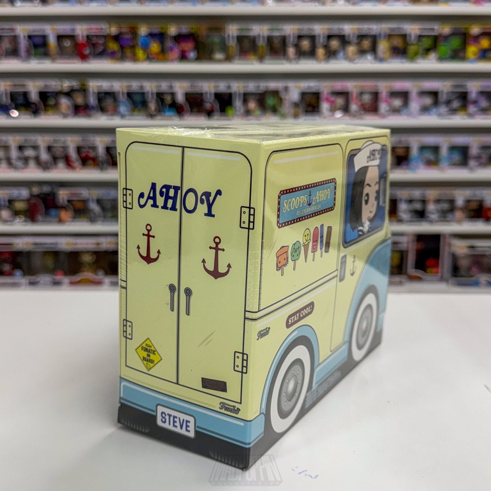 Funko Pop Fundays 2018 TV Stranger Things Scoops Ahoy Exclusive Tee Small Sealed