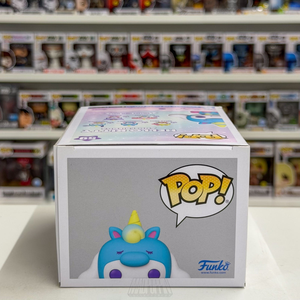 Funko Pop Sanrio Hello Kitty & Friends Cinnamoroll Flocked Hot Topic 59 Kawaii
