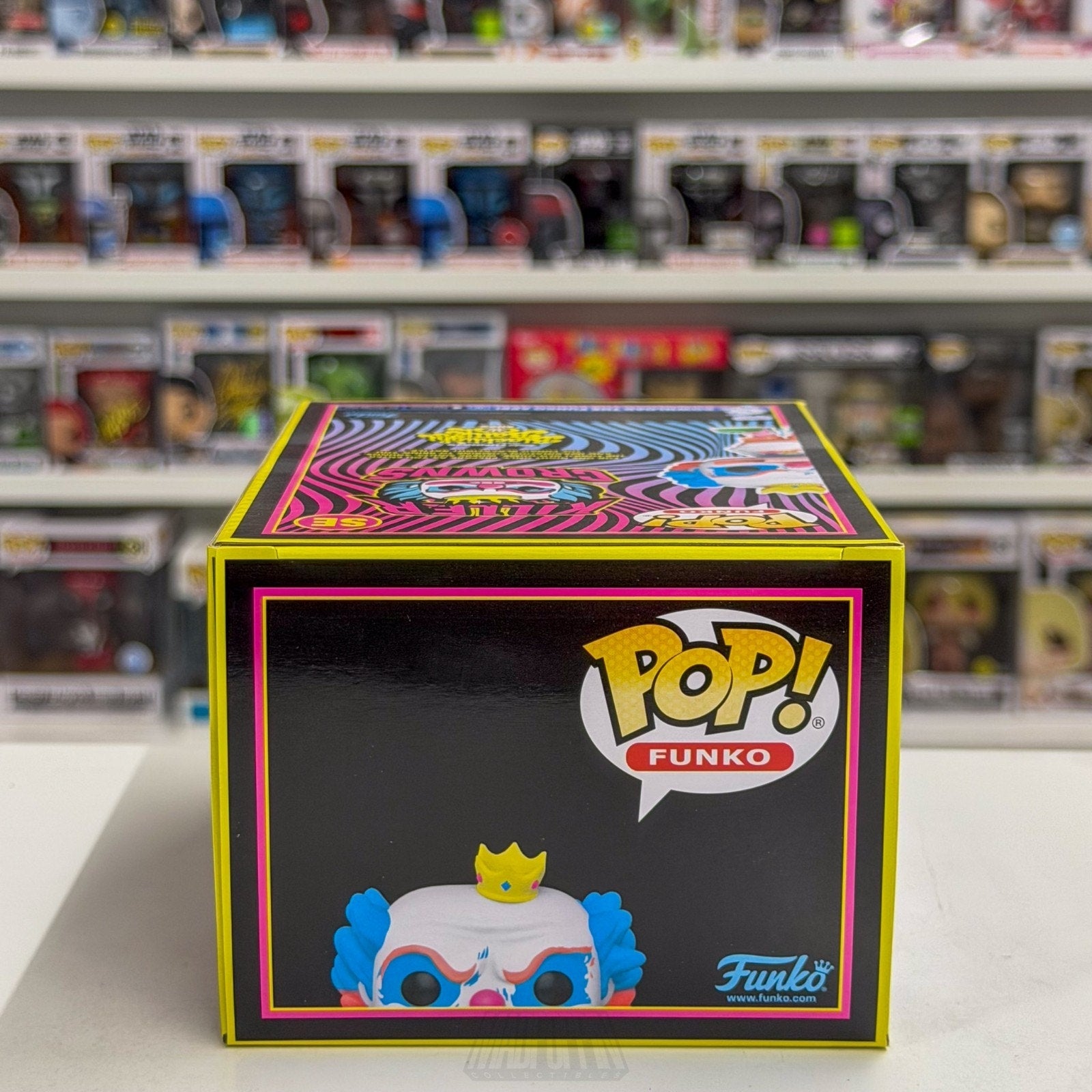 Funko Pop Fundays Blacklight Battle Killer Crowns SE Clown Toy Vinyl Figure