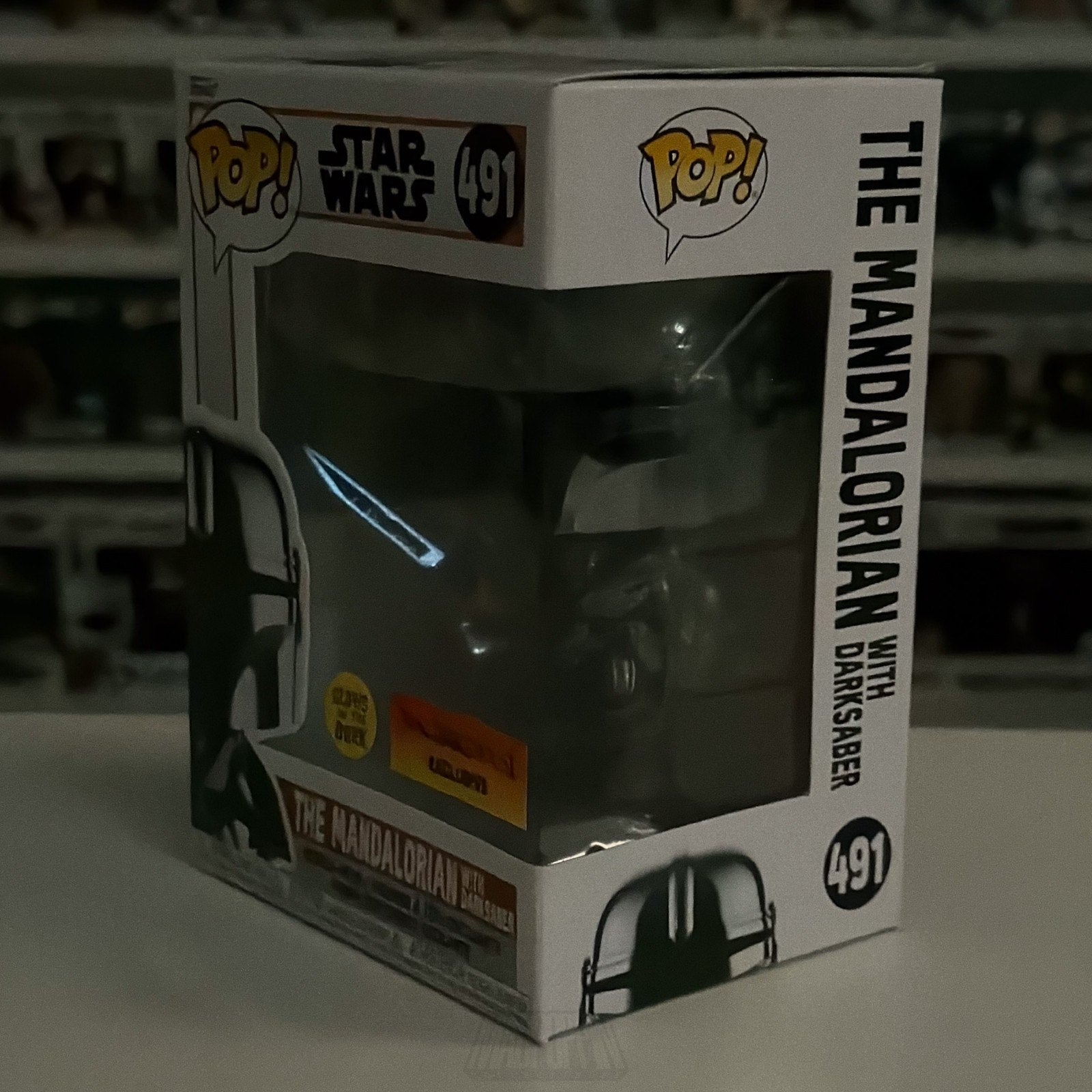 Funko Pop Star Wars Mandalorian w/Darksaber Glow Box Warehouse 491 Vinyl Figure