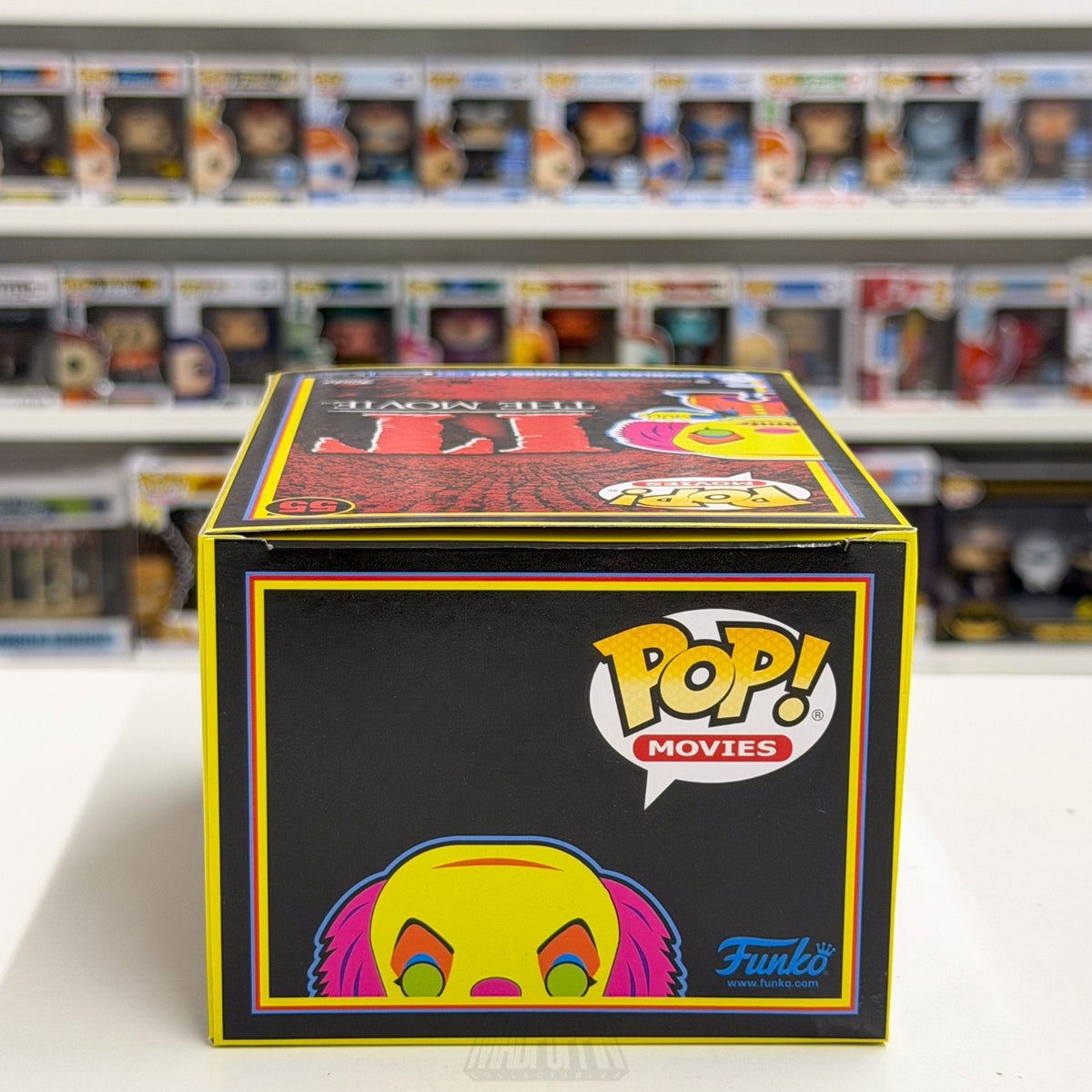 Funko Pop Movies It Pennywise Blacklight Entertainment Earth 55 Toy Vinyl Figure