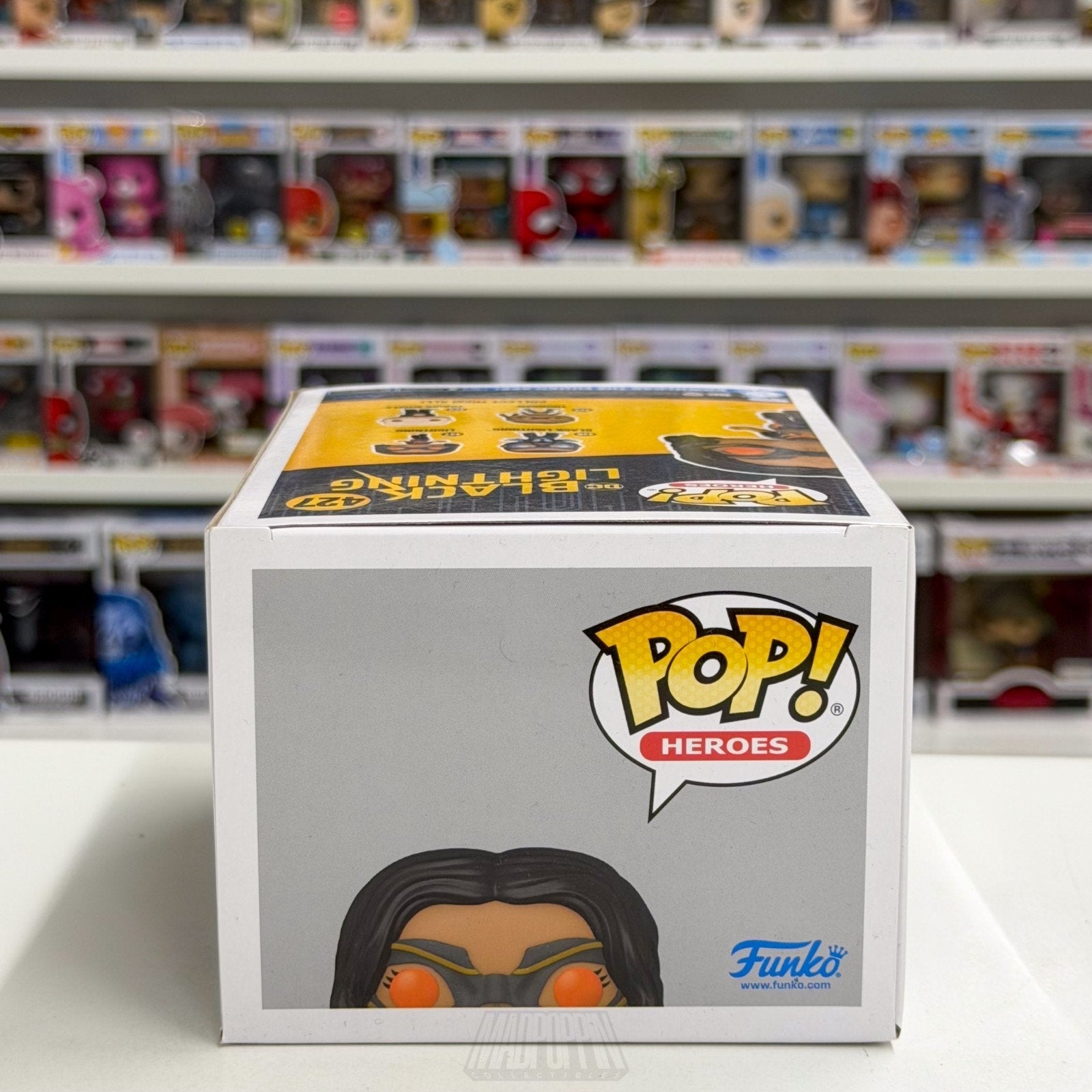 Funko Pop DC Super Heroes Black Lightning 427 CW Television Show Vinyl Figure