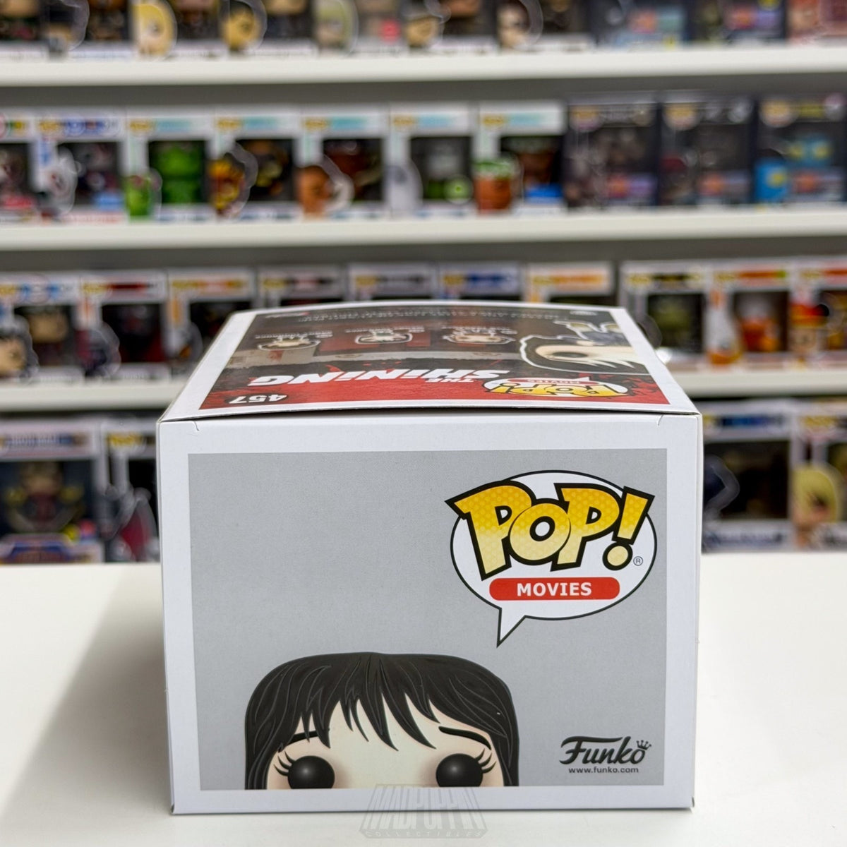 Funko Pop Movies The Shining Wendy Torrance w/Knife 457 Horror Kubrick Figure